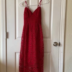Lulu’s red lace midi dress